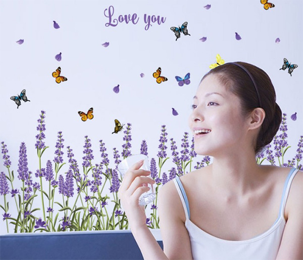 Decal Trang Trí Hoa Lavender Và Bướm