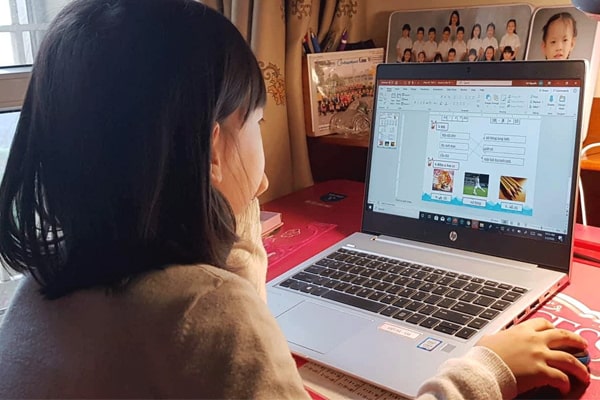 Dạy học trực tuyến