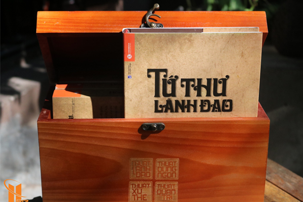Bộ Hộp Gỗ Tứ Thư Lãnh Đạo ( 4 Cuốn )