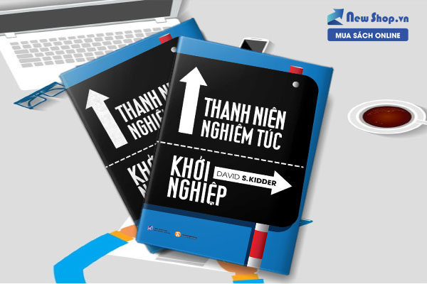 thanh niên nghiêm túc khởi nghiệp