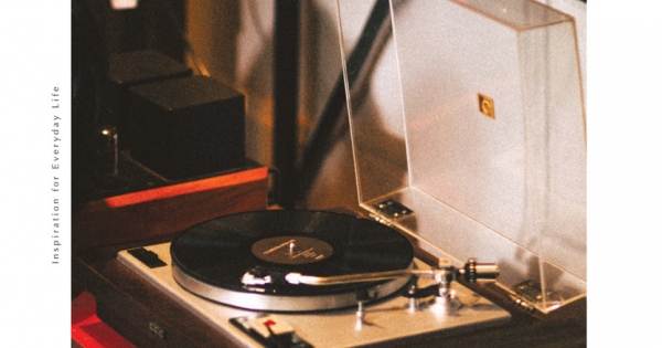 J.O.Y - Issue 4: Chuyến Du Hành Ngược Thời Gian