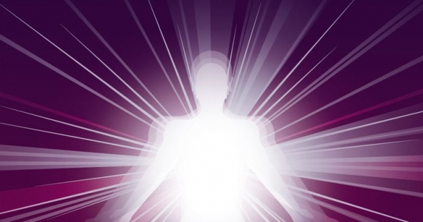 Hiện Hình Ánh Sáng - Hành Trình Chữa Lành Cá Nhân