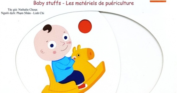 Sách Chuyển Động Thông Minh Đa Ngữ Việt - Anh - Pháp: Đồ Dùng Của Bé - Baby Stuffs - Les Matériels De Puériculture